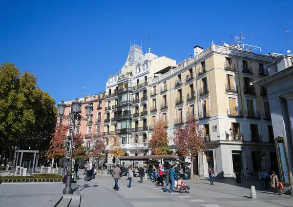 Plaza de oriente in madrid, spanien — Stockfoto
