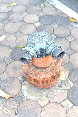 eski model pompa itfaiyeci için