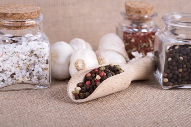 biber kapsayıcısında depolanan