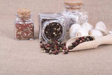 biber kapsayıcısında depolanan