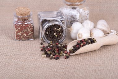 biber kapsayıcısında depolanan