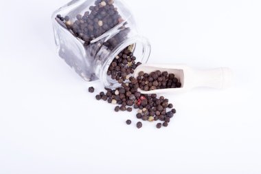 biber kapsayıcısında depolanan