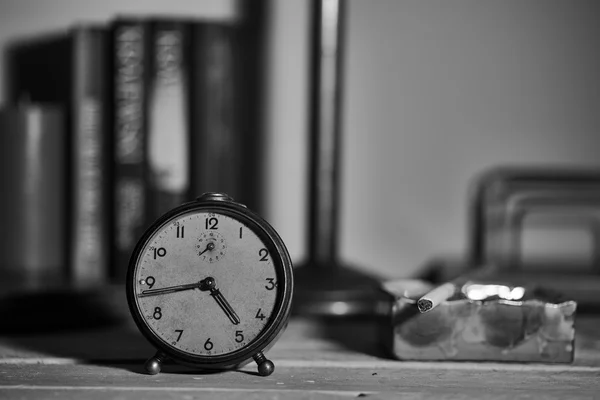 Old alarm clock — Stock Photo, Image