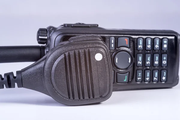 Set fekete kompakt professzionális hordozható rádió. — Stock Fotó