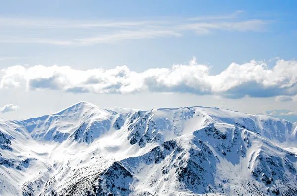 Téli panoráma a hegyek — Stockfoto
