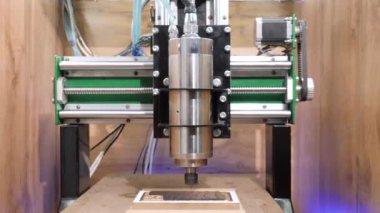 Robot teçhizatı. Fabrika, üretim. Otomatik makine. Modern fabrika.