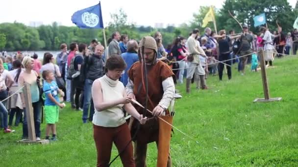 Teaching archery on reconstruction of Ancient Times — Stock Video