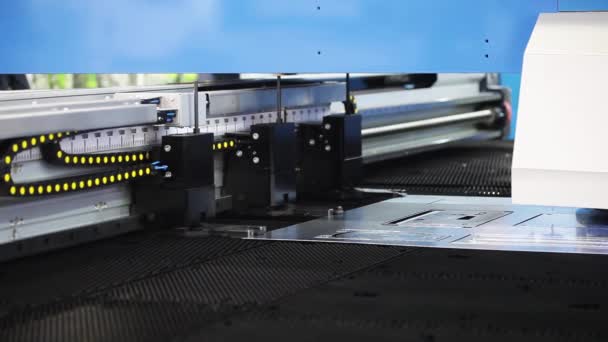 High-end machine for automatic punching metal sheet — Stock Video