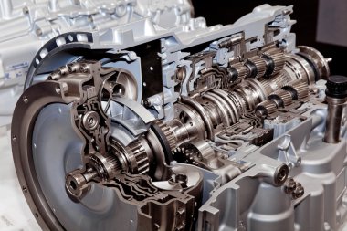 Modern araba motor kesiti