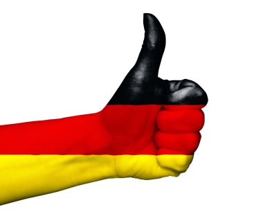 El başparmak izole Almanya bayrağı boyalı olarak renkleri ile