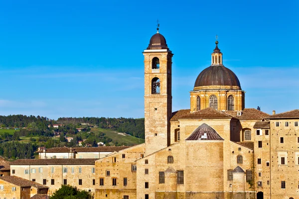 Ciudad medieval Urbino en Italia — Foto de Stock