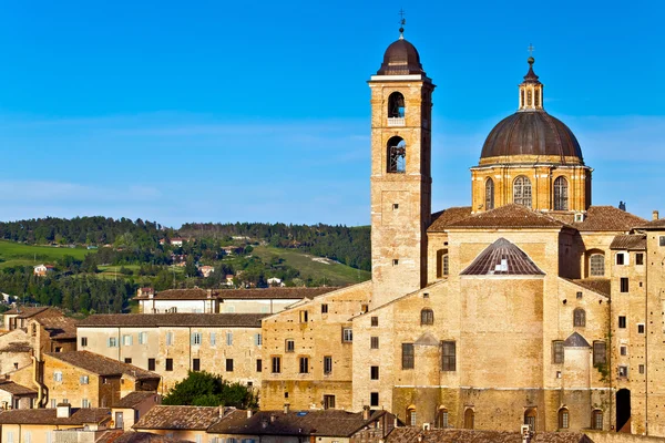 Middeleeuwse stad Urbino, in Italië — Stockfoto