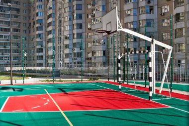 açık basketbol sahası