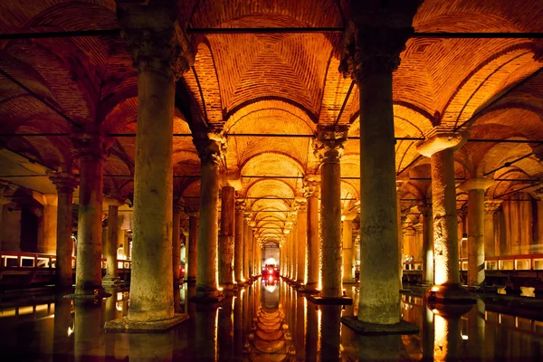 Basilica cistern — Stock Photo, Image