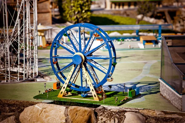 Miniature modelf of ferris wheel — Stock Photo, Image