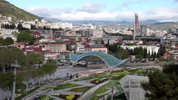 Tiflis, Gürcistan'daki şehir merkezinin Panorama görünüm — Stok video