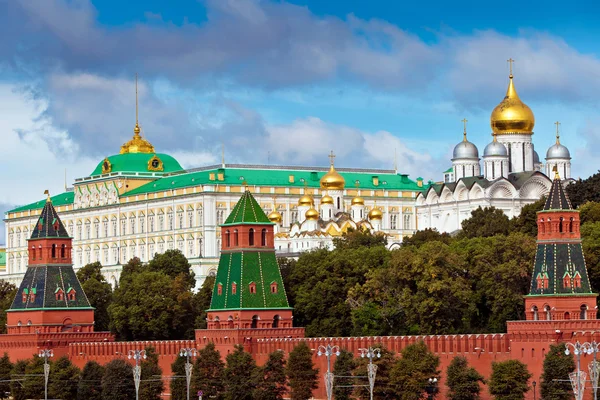 Вид на Кремль в Москве — стоковое фото
