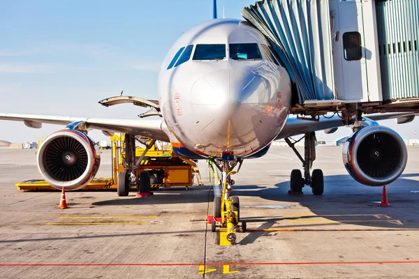 Jet aircraft in airport — Stock Photo, Image