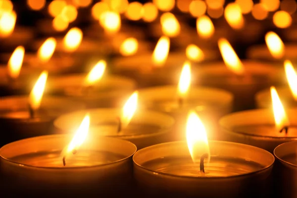 Candles glowing in the dark — Stock Photo, Image