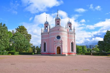 Vaftizci Yahya 'nın Doğumu Kilisesi (Chesma Kilisesi) mimar Yuri Felten tarafından 1780 yılında inşa edilmiştir. Rusya, Saint Petersburg, Eylül 2020.