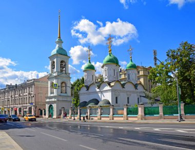 Ahşap bir kiliseden ilk kez 1632 'de bahsediliyor. 1680 'de ahşap bir kilisenin üzerine taş bir kilise inşa edildi. Mimar bilinmiyor. Rusya, Moskova, Ağustos 2021.
