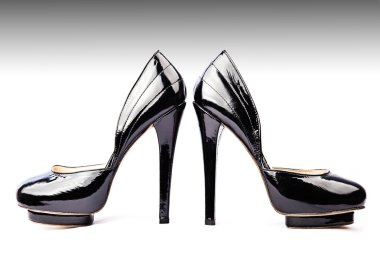 seksi siyah ayakkabı