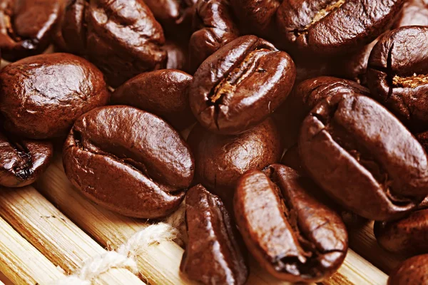 Gros plan sur les grains de café — Photo