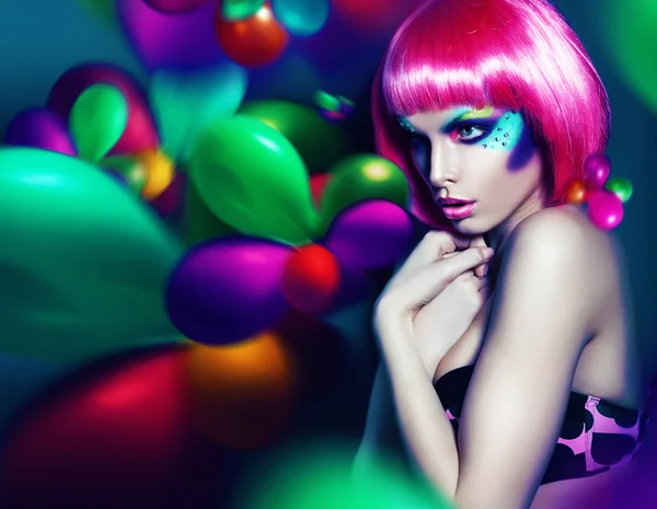 Mulher com maquiagem colorida — Fotografia de Stock