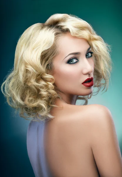 Beautiful blonde — Stock Photo, Image