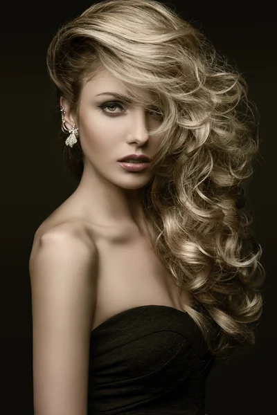 Blond  girl with curls — Stock Photo, Image