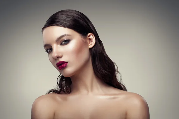 Woman with magenta lips — Stock Photo, Image