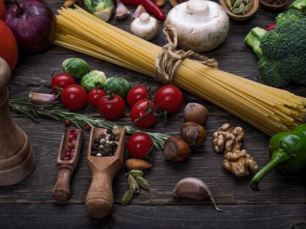 Итальянские продукты питания — стоковое фото
