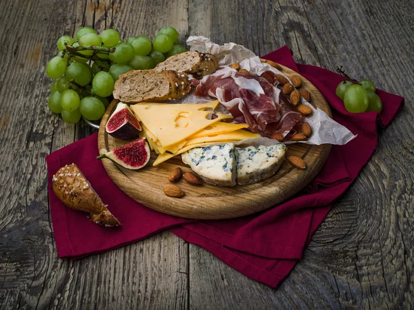 Wine appetizers set — Stock Photo, Image