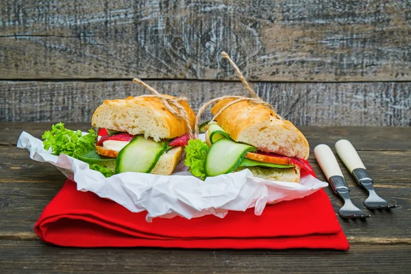 Вкусные сэндвичи с овощами — стоковое фото