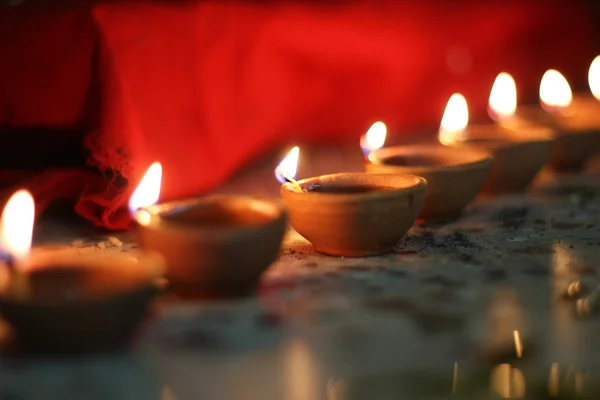 Lâmpadas de óleo no festival diwali — Fotografia de Stock