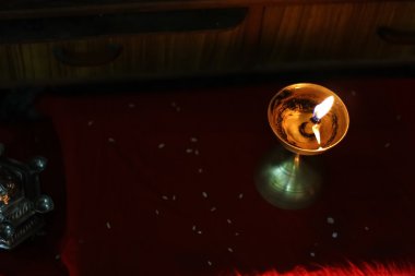 tek metal yağ lambası