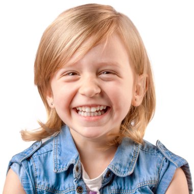 Sevimli gülen kız.