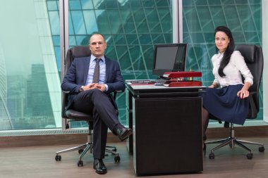 İş ekibi ofisinde. .