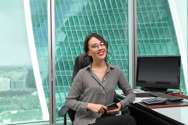 Portrait of a girl office worker — Stock Photo, Image