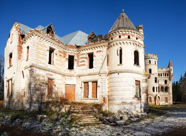 Förstörda medeltida Ryssland Manor — Stockfoto