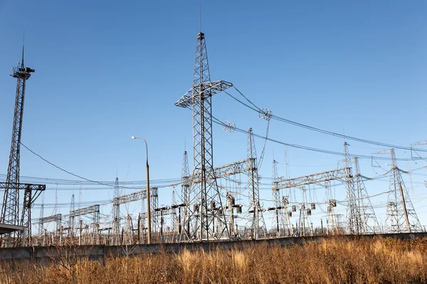 High voltage power lines — Stock Photo, Image