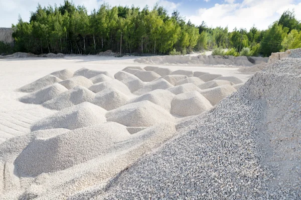 Pile of rubble and stones — Stock Photo, Image