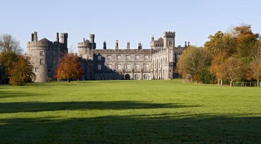 Kilkenny Castle Park ve bahçeler