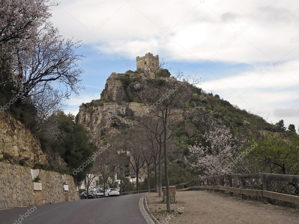 Zahara de la Sierra Castle over rocks
