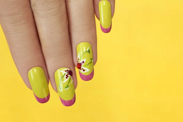 Frans groene manicure. — Stockfoto