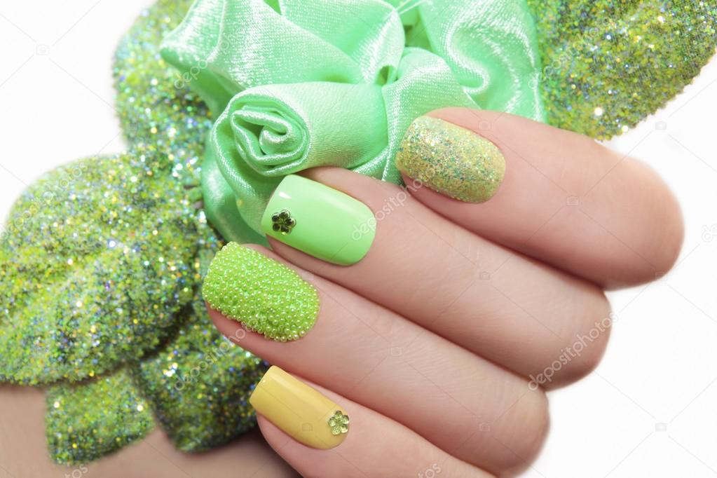 Manicure with green rose.