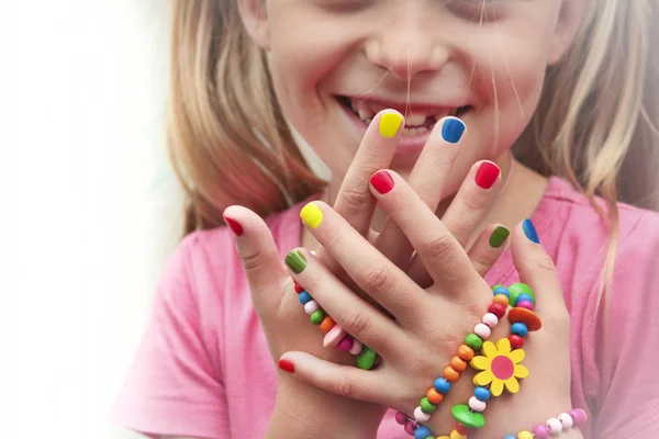 Manicura multicolor para niños . — Foto de Stock