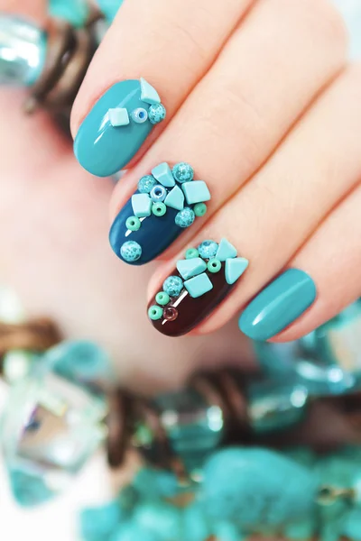 Manicure with turquoise. — Stock Photo, Image