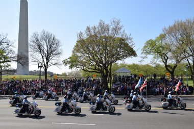 2016 Ulusal Cherry Blossom geçit töreninde Washington Dc