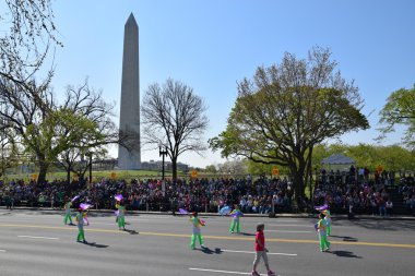 2016 Ulusal Cherry Blossom geçit töreninde Washington Dc